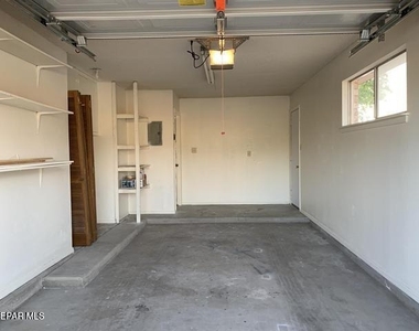 609 Alicante Way - Photo Thumbnail 13