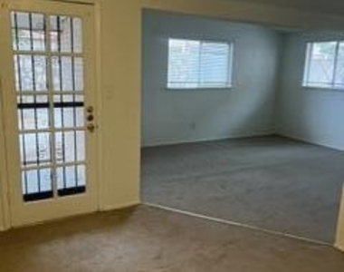 1632 Lou Graham Drive - Photo Thumbnail 5