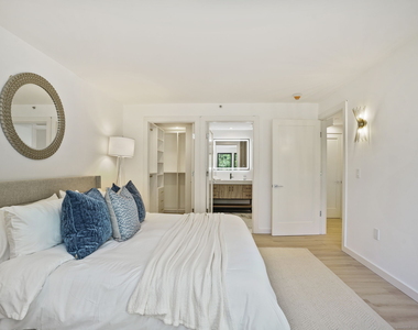 1188 King Street - Photo Thumbnail 19