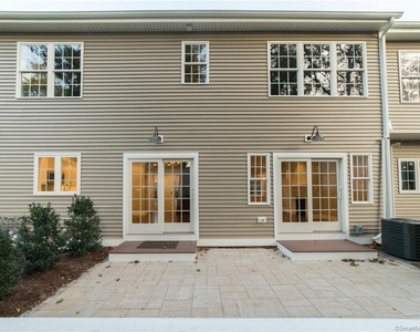 68 Anderson Street - Photo Thumbnail 25