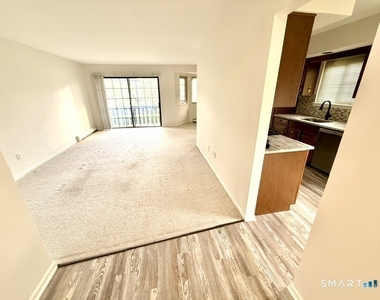 9 Tara Drive - Photo Thumbnail 7