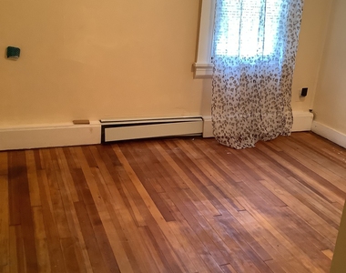105 Camptown Avenue - Photo Thumbnail 9