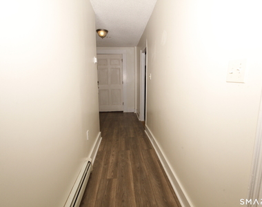 204 Poquonock Avenue - Photo Thumbnail 9