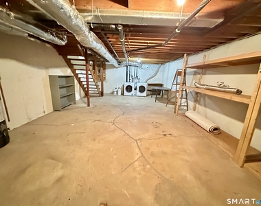 10 Windwood Drive - Photo Thumbnail 13