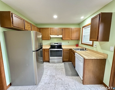 10 Windwood Drive - Photo Thumbnail 3