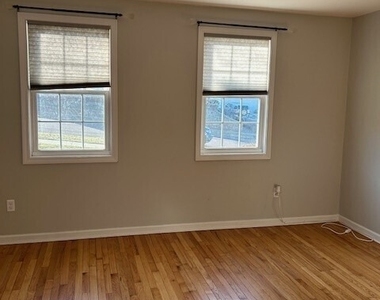180 Blueberry Lane - Photo Thumbnail 10