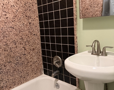961 Hancock Avenue - Photo Thumbnail 8