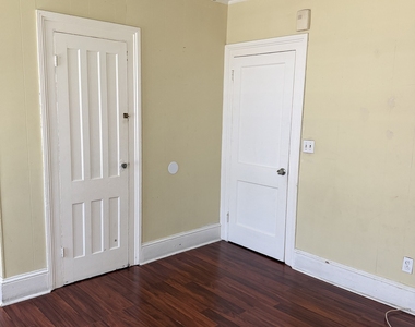 961 Hancock Avenue - Photo Thumbnail 1