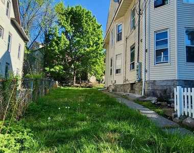 25 Laurel Street - Photo Thumbnail 13
