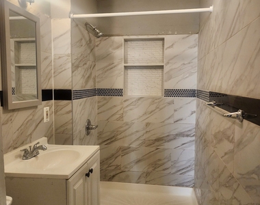 25 Laurel Street - Photo Thumbnail 10