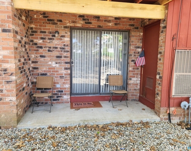 15 Woodsedge Drive - Photo Thumbnail 2