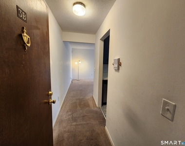 15 Woodsedge Drive - Photo Thumbnail 5