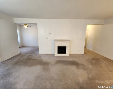 15 Woodsedge Drive - Photo Thumbnail 12