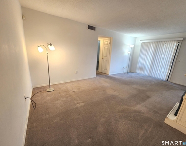 15 Woodsedge Drive - Photo Thumbnail 9