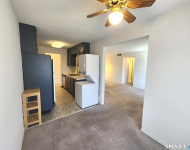 15 Woodsedge Drive - Photo Thumbnail 14