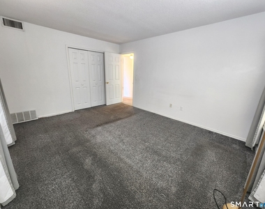 15 Woodsedge Drive - Photo Thumbnail 19