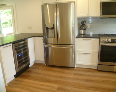 6 Sunset Lane - Photo Thumbnail 5