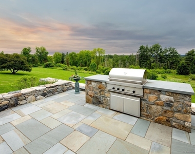 17 Grandview Lane - Photo Thumbnail 26