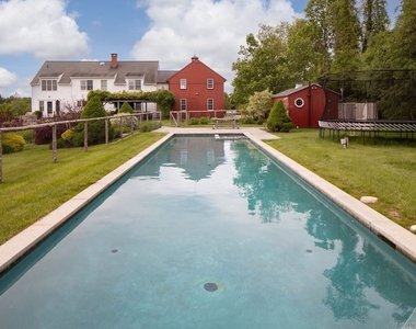 17 Grandview Lane - Photo Thumbnail 1