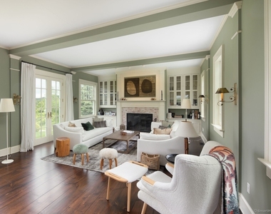 17 Grandview Lane - Photo Thumbnail 4