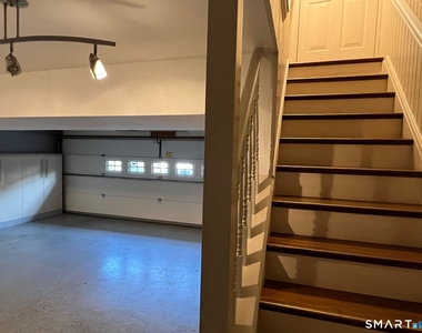 15 Ferris Avenue - Photo Thumbnail 10