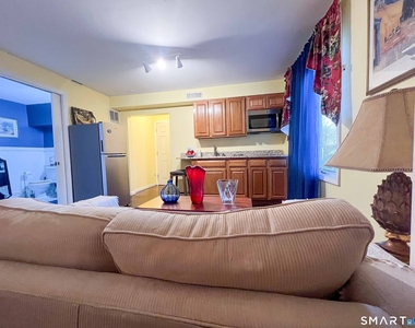 135 Claudia Drive - Photo Thumbnail 11