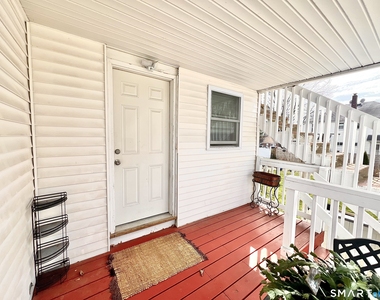 135 Claudia Drive - Photo Thumbnail 3