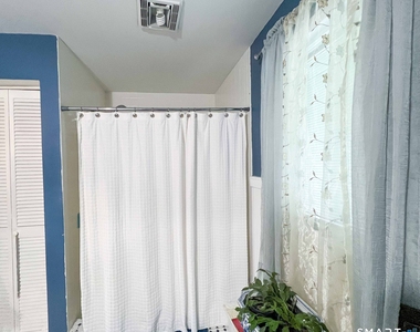 135 Claudia Drive - Photo Thumbnail 21