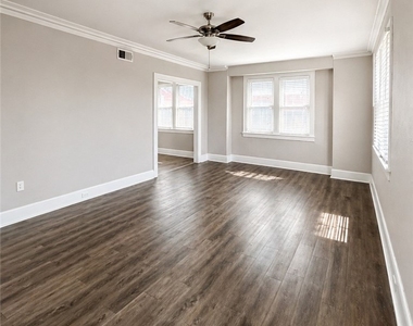 2123 Shady Avenue - Photo Thumbnail 6