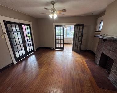 17 Sumner Ave - Photo Thumbnail 10