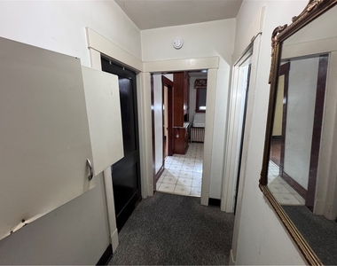 17 Sumner Ave - Photo Thumbnail 3