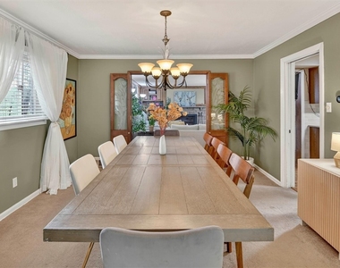 462 Greenhurst Dr - Photo Thumbnail 11