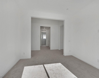 73 Atrani Bay Court - Photo Thumbnail 20