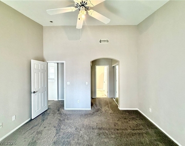3320 S Fort Apache Road - Photo Thumbnail 19