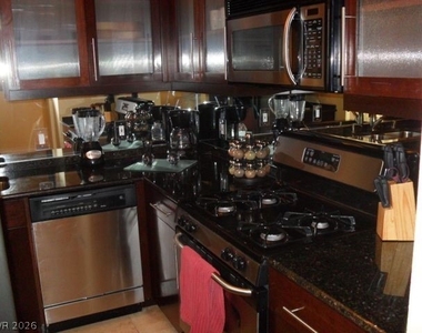 270 Flamingo Road - Photo Thumbnail 2