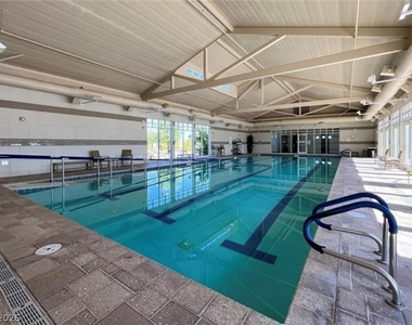 208 Bellini Peak Avenue - Photo Thumbnail 16
