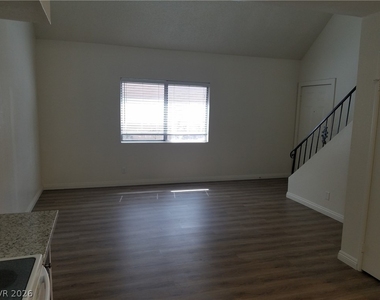 5156 Golden Lane - Photo Thumbnail 10