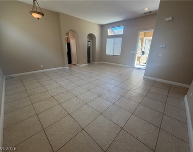 3829 Bella Legato Avenue - Photo Thumbnail 3