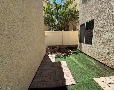 7267 Phlox Road - Photo Thumbnail 7