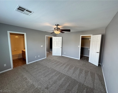 7267 Phlox Road - Photo Thumbnail 15