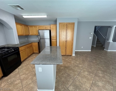7267 Phlox Road - Photo Thumbnail 4
