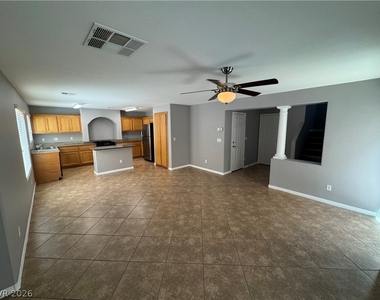 7267 Phlox Road - Photo Thumbnail 2