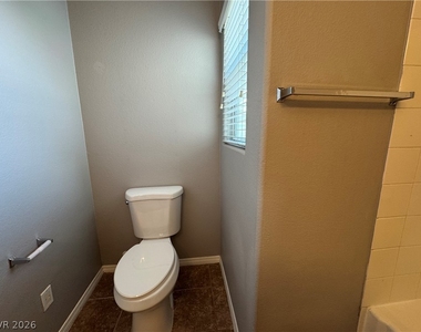 7267 Phlox Road - Photo Thumbnail 18
