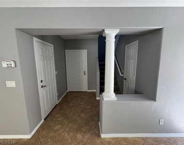 7267 Phlox Road - Photo Thumbnail 9