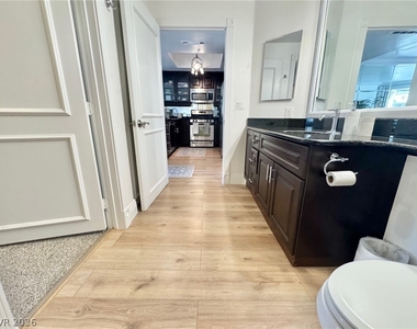 260 E Flamingo Road - Photo Thumbnail 37