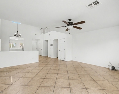 1016 Monarch Mystic Avenue - Photo Thumbnail 9