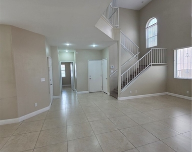 2524 Silver Shadow Drive - Photo Thumbnail 11