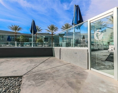 4575 Dean Martin Drive - Photo Thumbnail 35