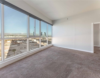 4575 Dean Martin Drive - Photo Thumbnail 2
