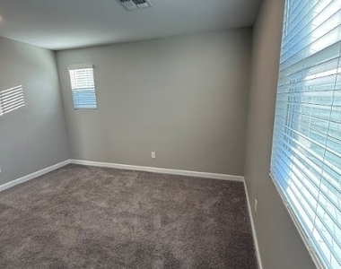 3650 Portici Lane - Photo Thumbnail 27